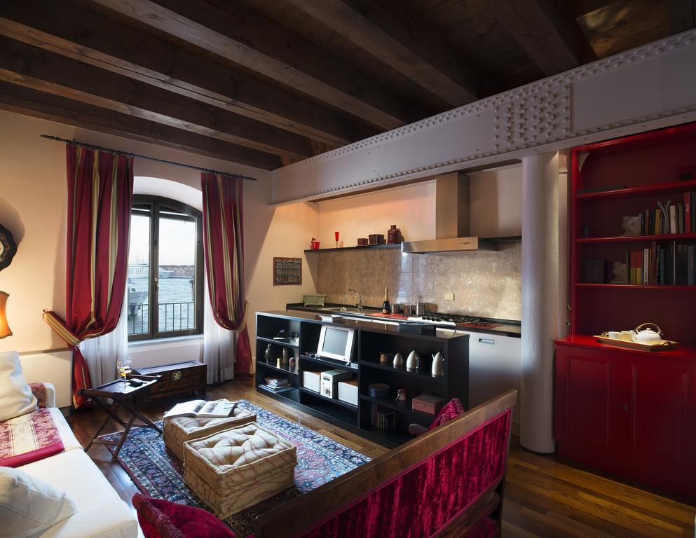 Molino Stucky Flat Apartment Venice Exterior photo